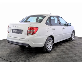 фото Lada Granta II 2023