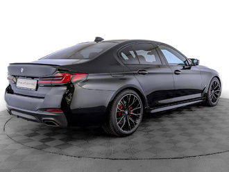 фото BMW 5 (G30/F90) 2023