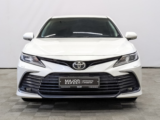 фото Toyota Camry VIII 2021