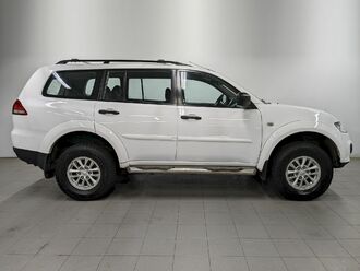 фото Mitsubishi Pajero Sport II 2015