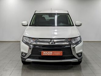 фото Mitsubishi Outlander III 2015