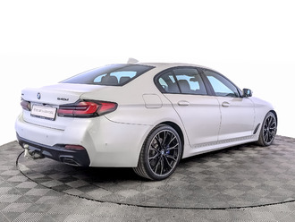 фото BMW 5 (G30/F90) 2022