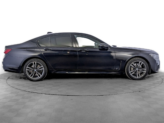 фото BMW 7 (G11/G12) 2020