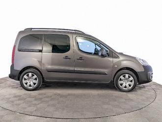 фото Peugeot Partner II 2017