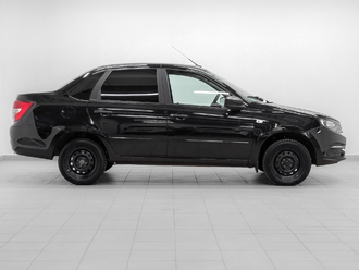 фото Lada Granta II 2025