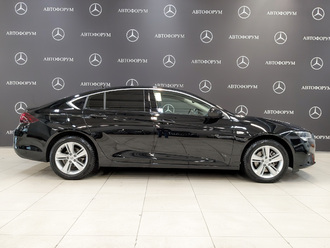 фото Opel Insignia II 2021