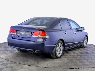 фото Honda Civic VIII 2010