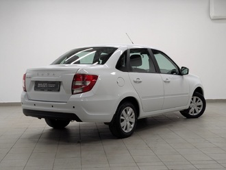 фото Lada Granta II 2022