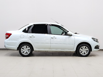фото Lada Granta II 2023