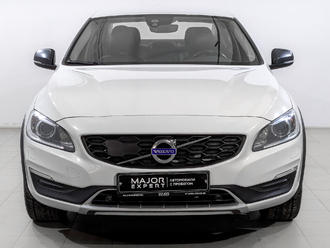 фото Volvo S60 II 2018