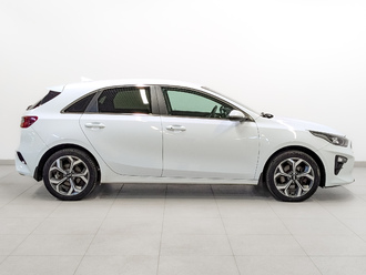 фото Kia Ceed III 2020