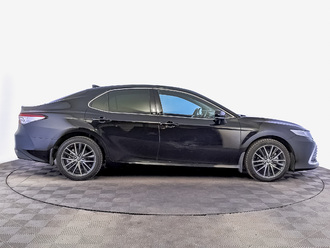 фото Toyota Camry VIII 2021