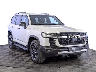 фото Toyota Land Cruiser 300 2022