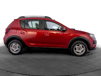 фото Renault Sandero II 2016