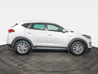 фото Hyundai Tucson III 2020