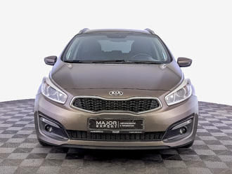 фото Kia Cee`d II 2017