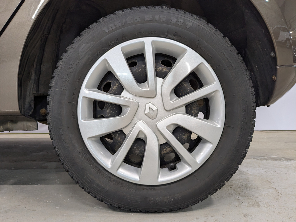 Renault Sandero с пробегом в автосалоне Форис Авто