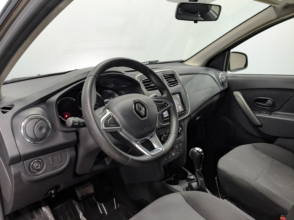 Renault Sandero с пробегом в автосалоне Форис Авто