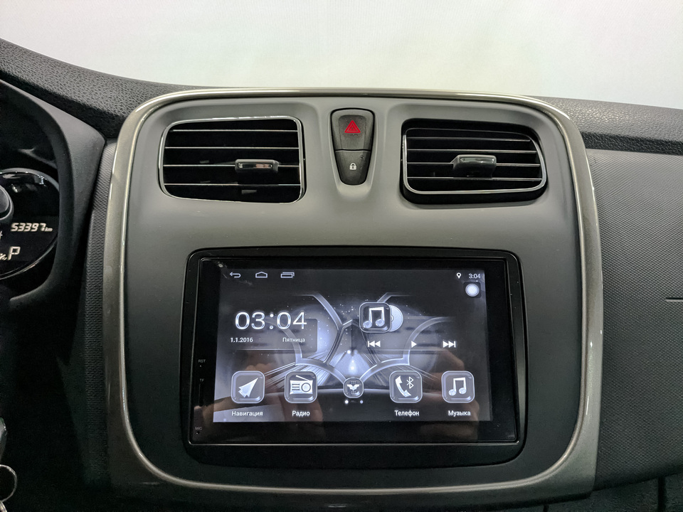 Renault Sandero с пробегом в автосалоне Форис Авто