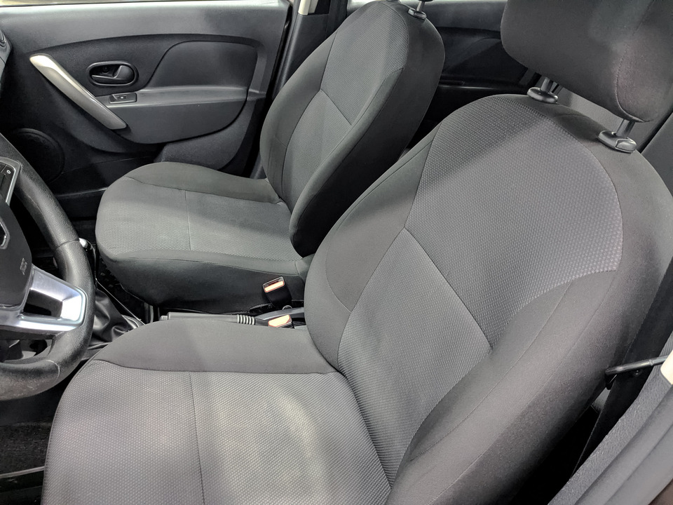 Renault Sandero с пробегом в автосалоне Форис Авто