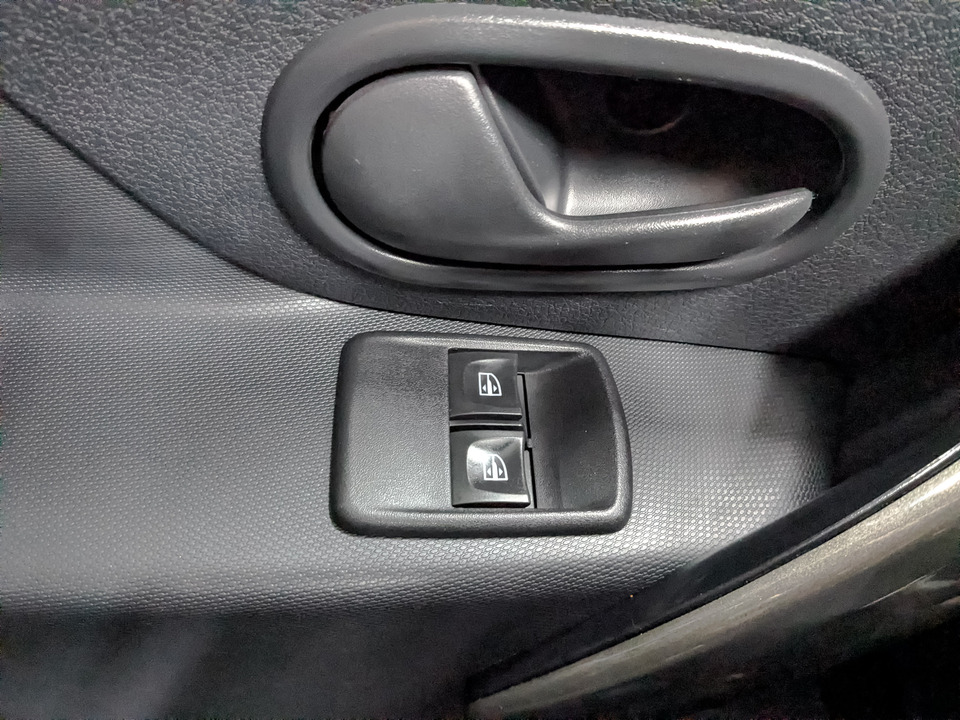 Renault Sandero с пробегом в автосалоне Форис Авто