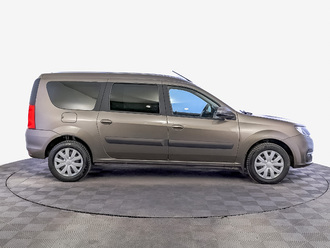 фото Lada Largus 2025