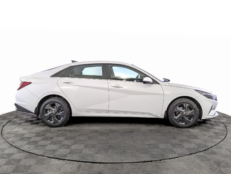 фото Hyundai Elantra VII 2021