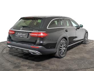 фото Mercedes-Benz E (W/S213) 2021