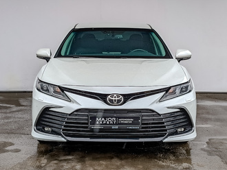 фото Toyota Camry VIII 2022