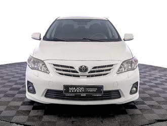 фото Toyota Corolla X 2011