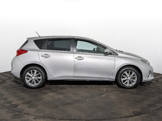 фото Toyota Auris II 2013