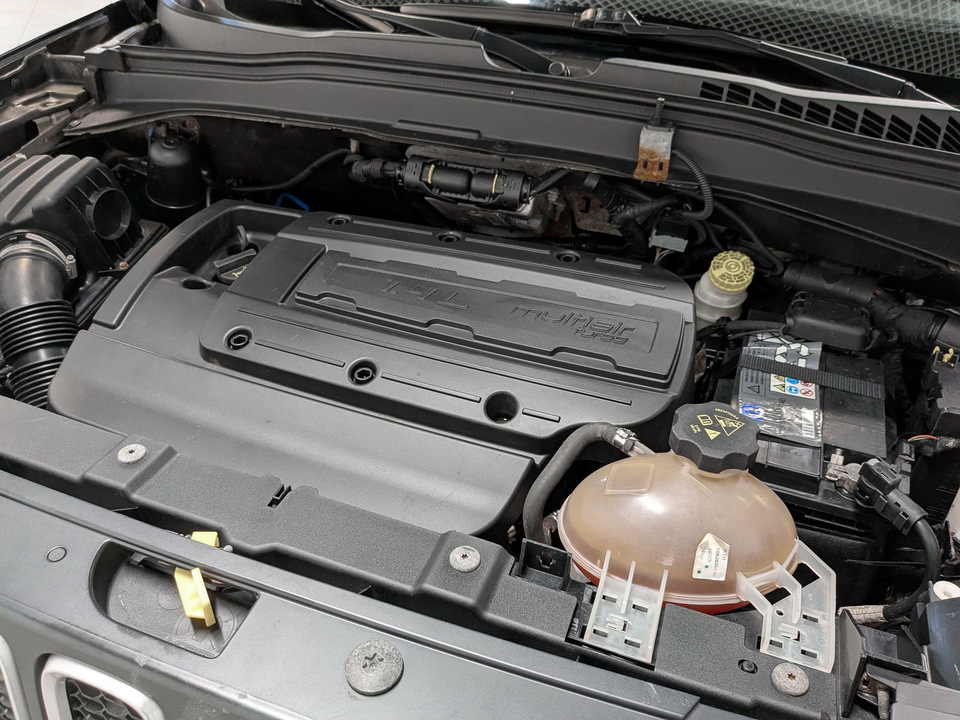 Jeep Renegade с пробегом в автосалоне Форис Авто