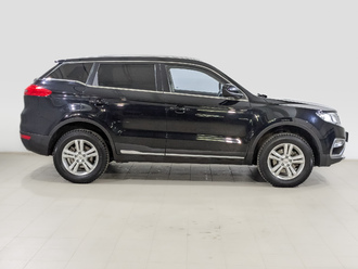 фото Geely Atlas 2018