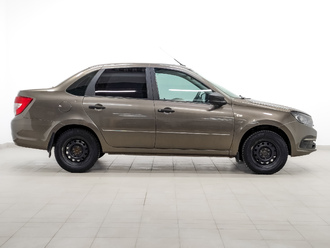 фото Lada Granta II 2019