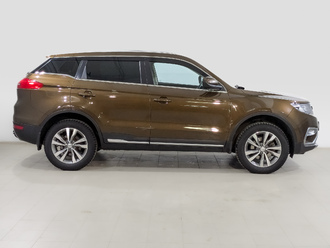 фото Geely Atlas 2020