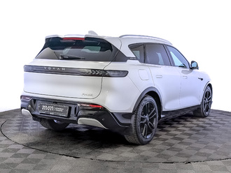 фото Voyah Free 2024