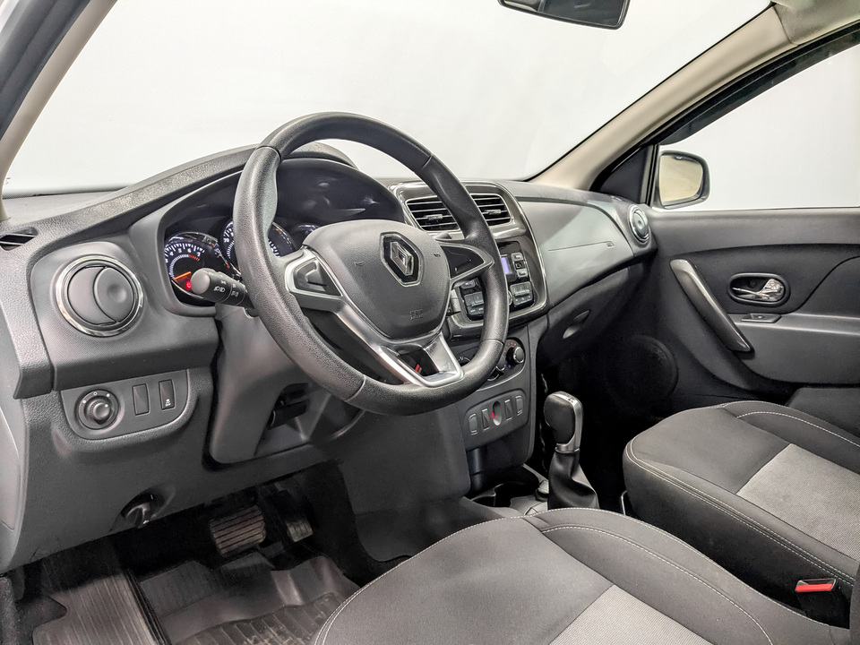 Renault Logan с пробегом в автосалоне Форис Авто