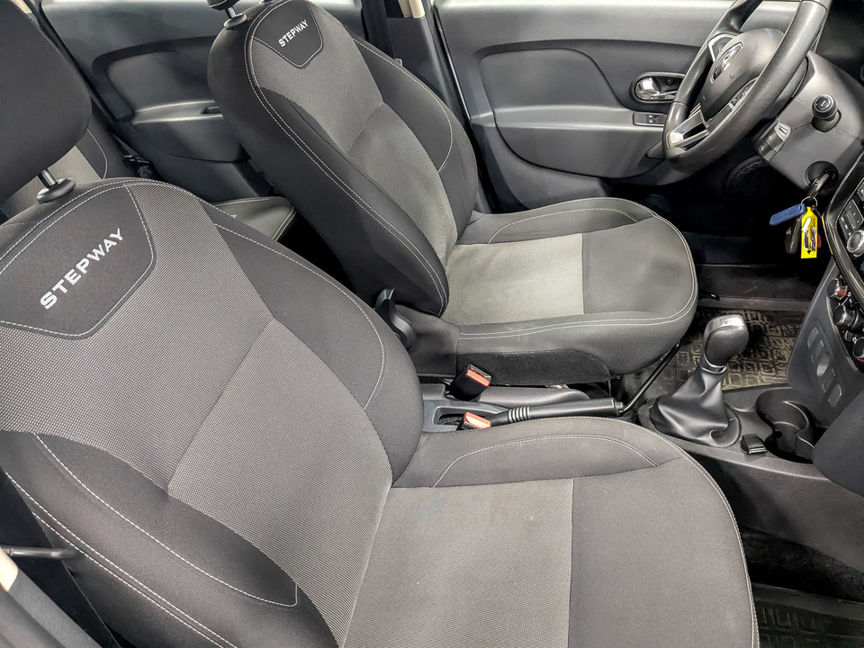 Renault Logan с пробегом в автосалоне Форис Авто