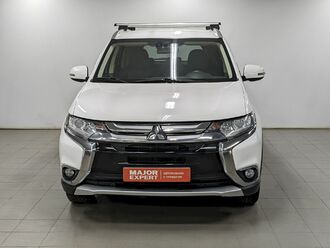 фото Mitsubishi Outlander III 2018