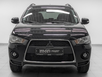 фото Mitsubishi Outlander II 2011