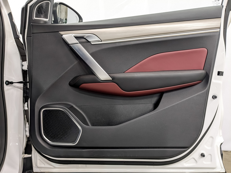 Geely Coolray с пробегом в автосалоне Форис Авто