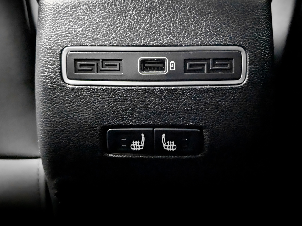 Geely Coolray с пробегом в автосалоне Форис Авто