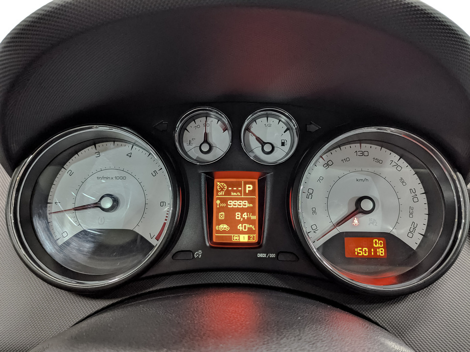 Peugeot 408 с пробегом в автосалоне Форис Авто