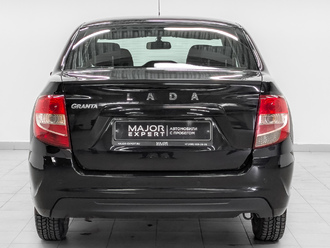 фото Lada Granta II 2022