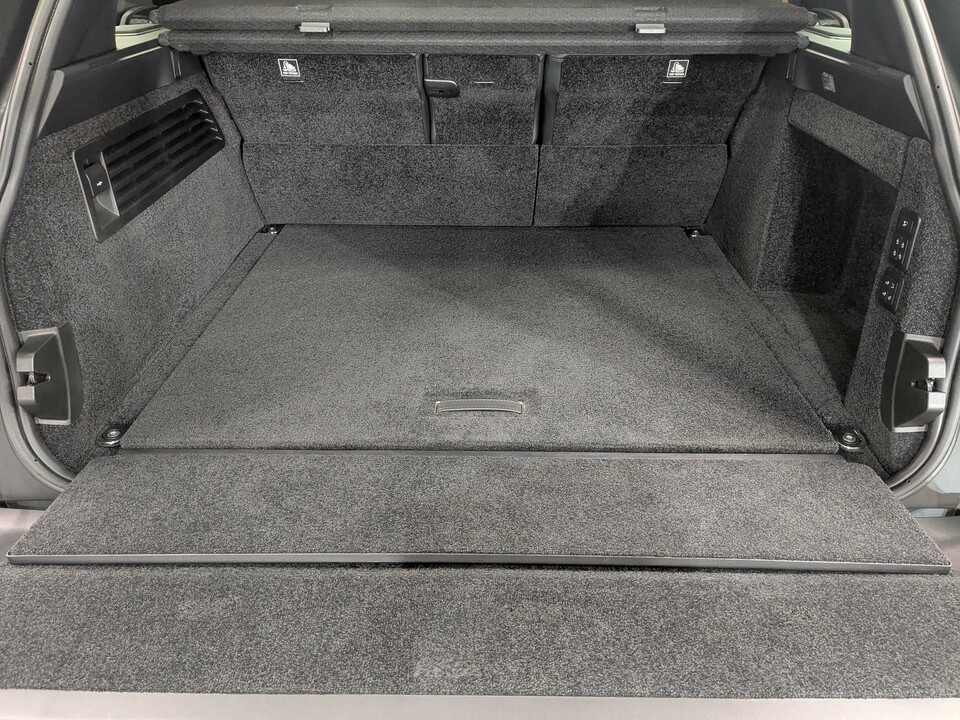 Land Rover Range Rover с пробегом в автосалоне Форис Авто