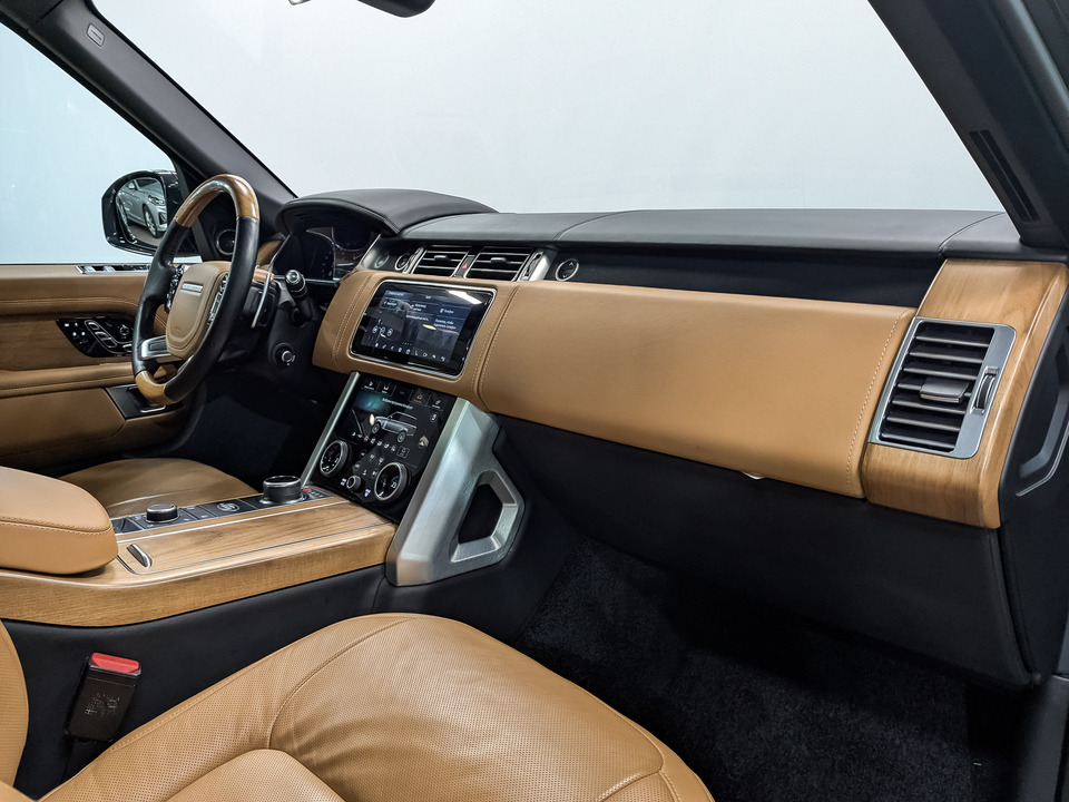 Land Rover Range Rover с пробегом в автосалоне Форис Авто