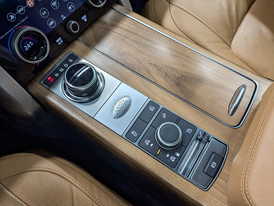 Land Rover Range Rover с пробегом в автосалоне Форис Авто