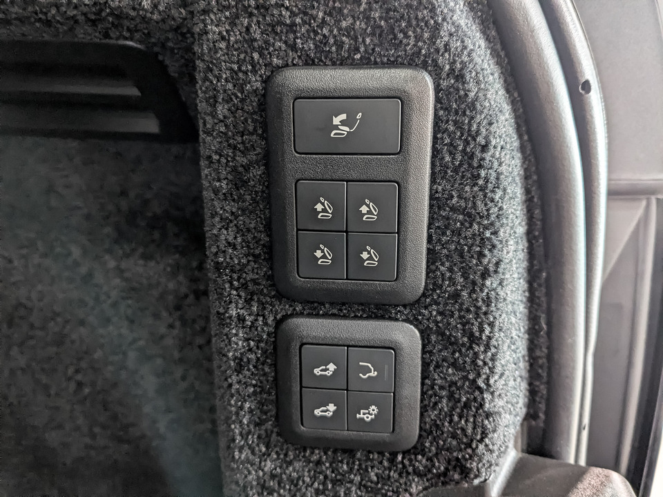 Land Rover Range Rover с пробегом в автосалоне Форис Авто