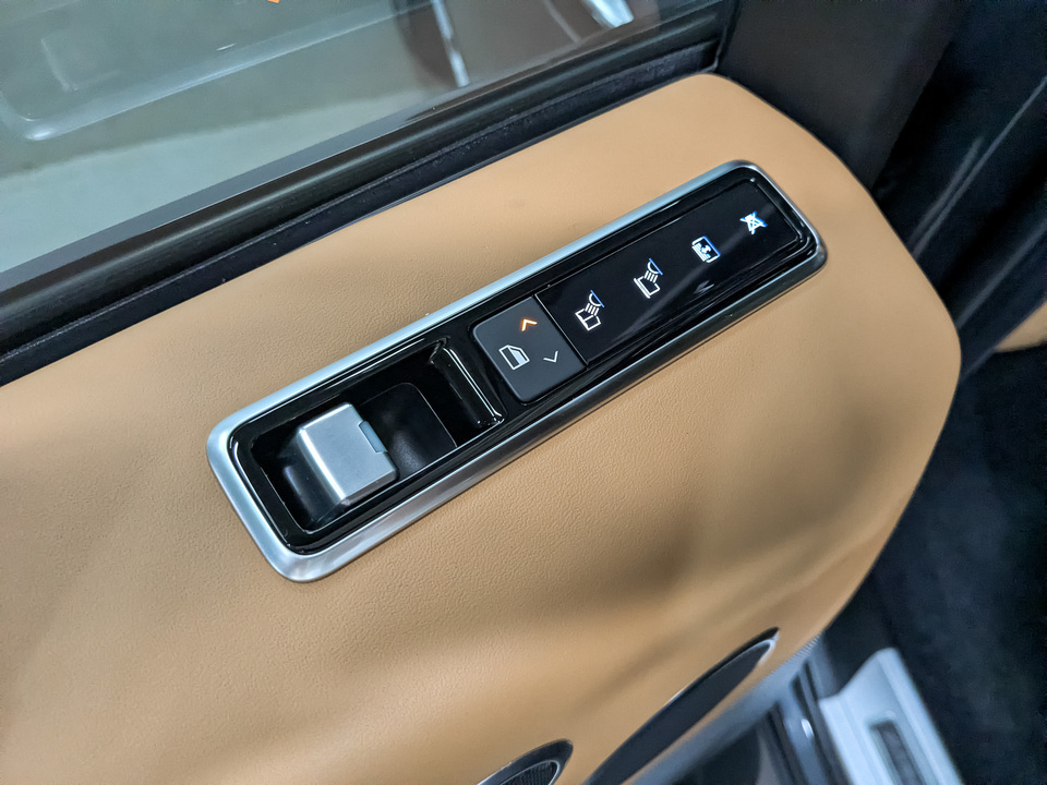 Land Rover Range Rover с пробегом в автосалоне Форис Авто