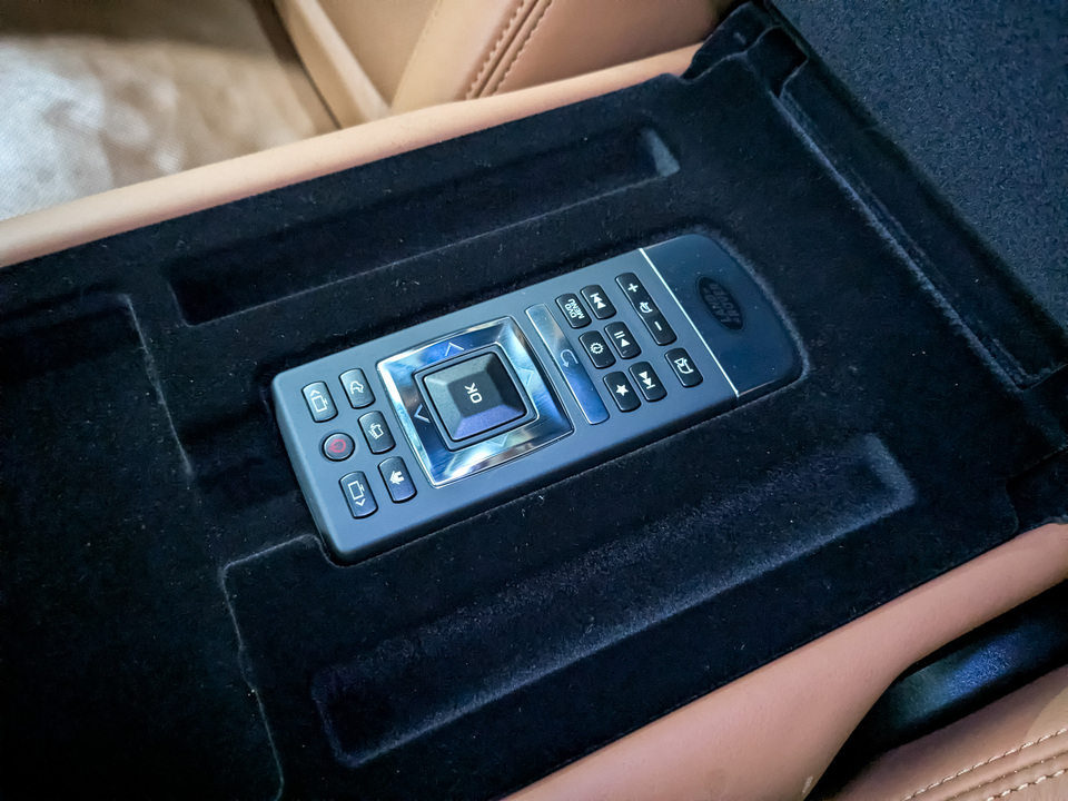 Land Rover Range Rover с пробегом в автосалоне Форис Авто